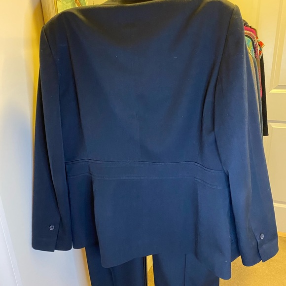 Dark Blue 2 piece Anne Klein Suit (read description for actual size) - Picture 3 of 8